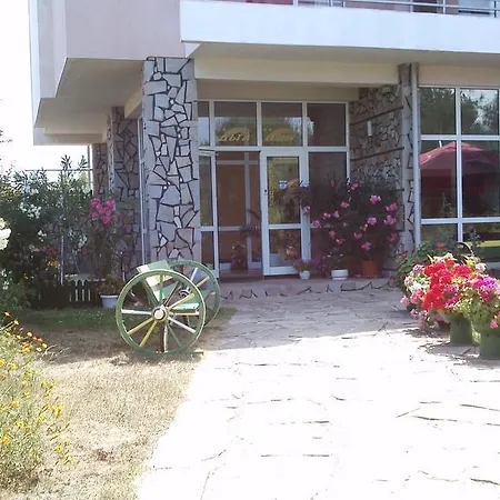 Pensión Prt Rainbow 2*