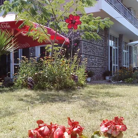 ゲストハウス Prt Rainbow ロゼネッツ