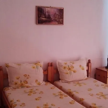 ゲストハウス Prt Rainbow ロゼネッツ